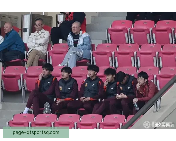 中匈牙利U19惊险逆转斯洛伐克U19四比二获胜精彩赛事回顾